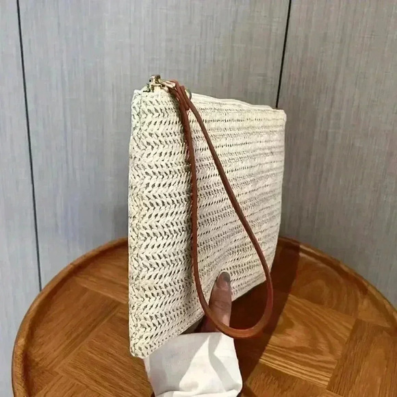 Straw Woven Clutch Bag - Picture 2 of 5
